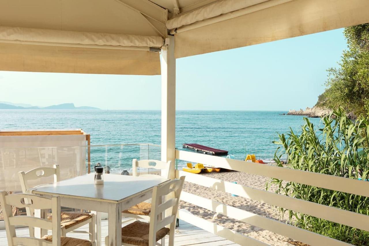 Enjoy Lichnos Bay Village, Camping, Hotel And Apartments Parga Exterior photo