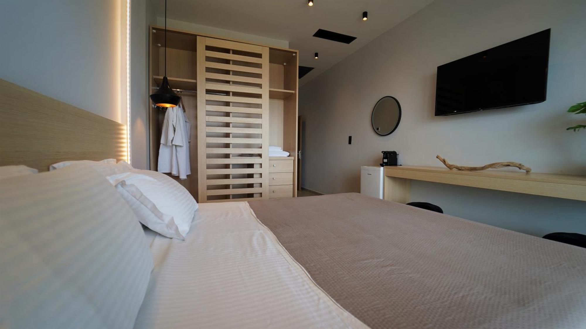 Enjoy Lichnos Bay Village, Camping, Hotel And Apartments Parga Exterior photo